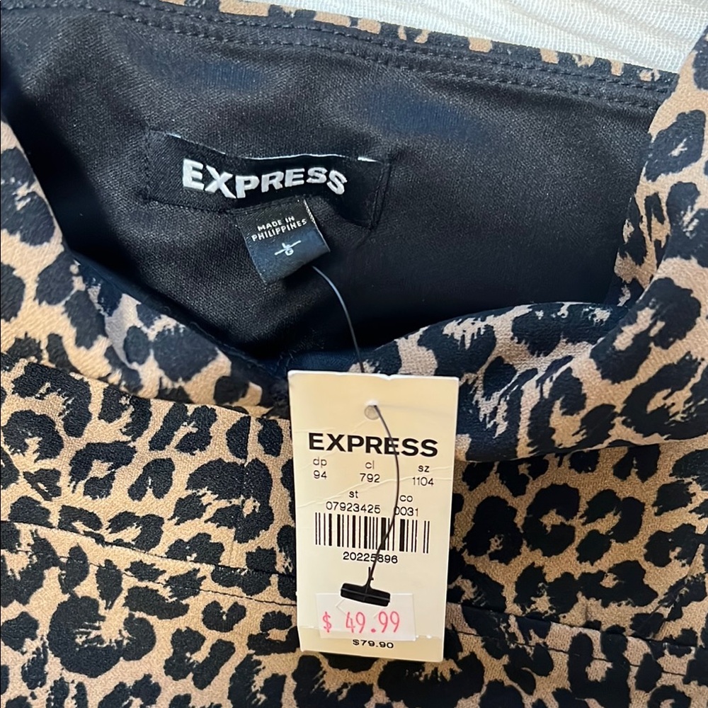 Chic Brown and Black Cheetah Print Express Dress - Picture 3 of 4